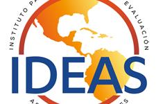 Bilingual fundraiser assisting immigrant microentrepreneurs in mexico
